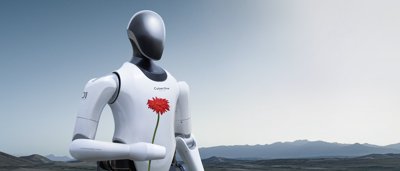 XiaomiのヒューマノイドロボットCyberOneが、赤いバラを一輪手に持っている様子。