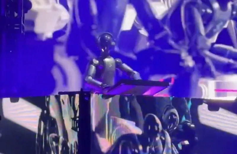 Robô da Figure AI invade a cena eletrônica com Deadmau5
