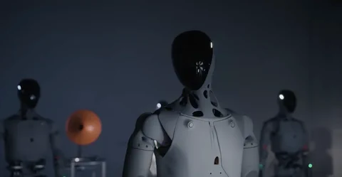 Tesla vs. XPeng: रोबोटिक जंग की शुरुआत 🍿