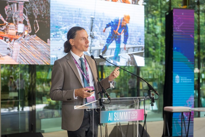 AI Summit Budapest 2025：ハンガリー、ロボティクスの夜明けに目覚める