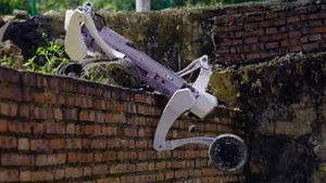 Lightyear M1: A Wheeled Quadruped With Parallel Joints