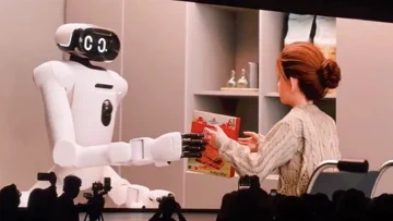 LG CLOiD Robot Debuts at CES 2026 to Do Your Chores For You