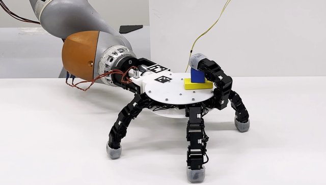 EPFL's New Robot Hand Can Melt and Reform to Grip Objects