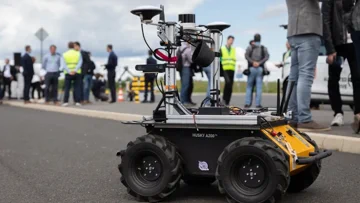 Hungary's New Security Guard is a Robot-Drone Team on Wheels