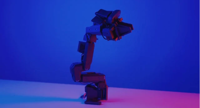 Norma-Core libera ElRobot: brazo 7-DOF impreso en 3D
