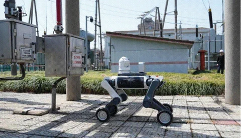 Робот Lynx M20 проводит инспекцию на электроподстанции