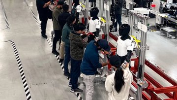 Tesla Pauses Optimus Production for Redesign