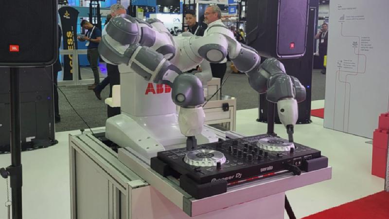 Automate 2025 predvádza robotiku novej generácie 40 000 účastníkom