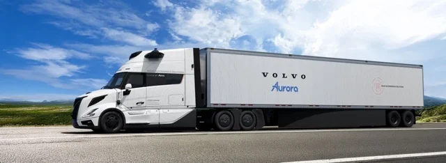 Volvo और Waabi की साझेदारी: अब सड़कों पर दौड़ेंगे ऑटोनॉमस ट्रक