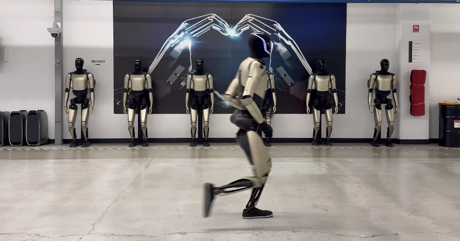 Robot Optimus Tesli już biega w laboratorium