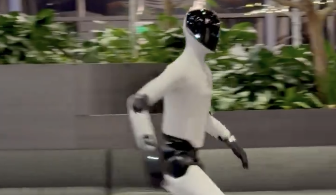 Figure Roboter rennt schneller als Teslas Jogging-Demo