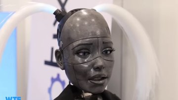 Meet David, The Realbotix Robot With a Magnetic Personality