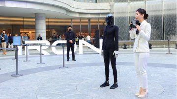 Ijesztően élethű az XPeng IRON humanoidjának járása