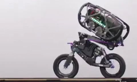 NVIDIA AI 健身房立功：RAI 研究院机器人大秀跑酷绝技