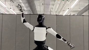Tesla Optimus Shows Off Impressive Dance Moves in New Video