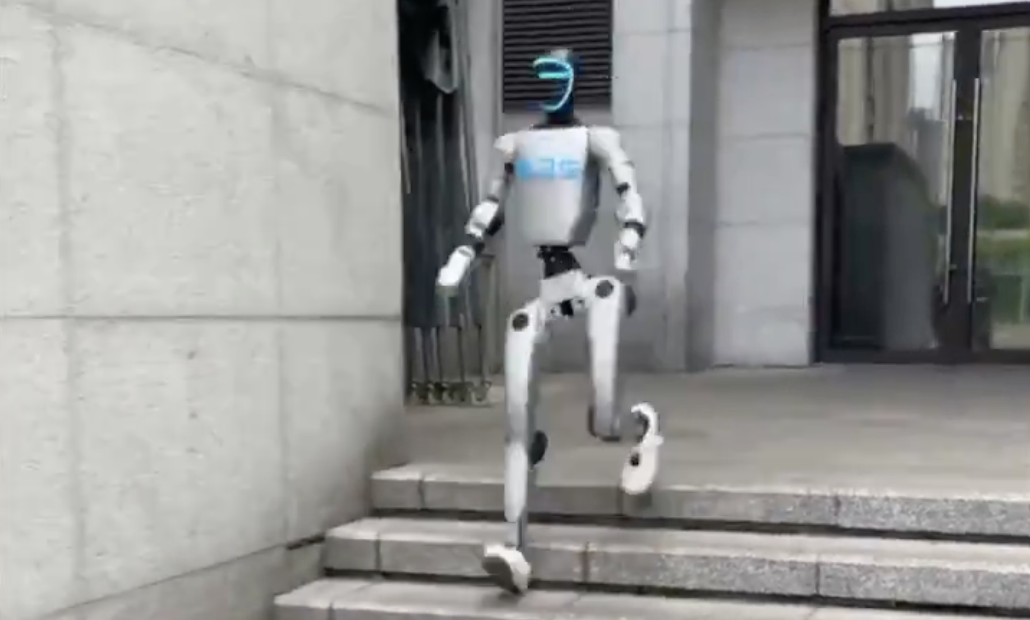 Unitree G1 Robot Conquers Stairs in Impressive Display